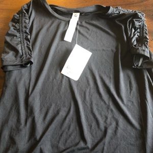 Fabletics Top with Capris